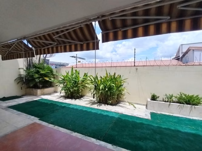 Alquiler Casa Costa Del Este, Duplex en Ph Residencial con Garita/Muy Bien Conservada-Gran Oprtunidad!