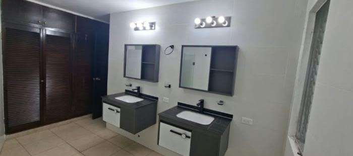 Alquiler Casa El Dorado cerca de Momi Seguridad, Amplitud y Ubicación Con Vista Panorámica - Imagen 14