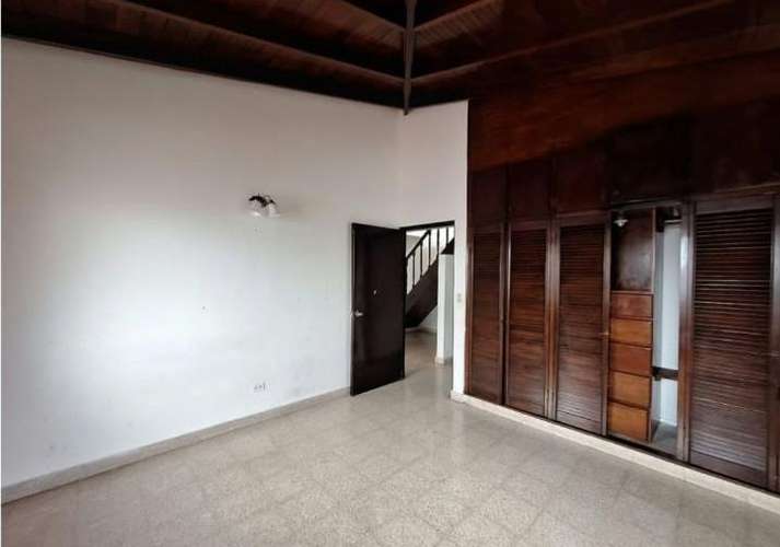 Alquiler Casa El Dorado cerca de Momi Seguridad, Amplitud y Ubicación Con Vista Panorámica - Imagen 13