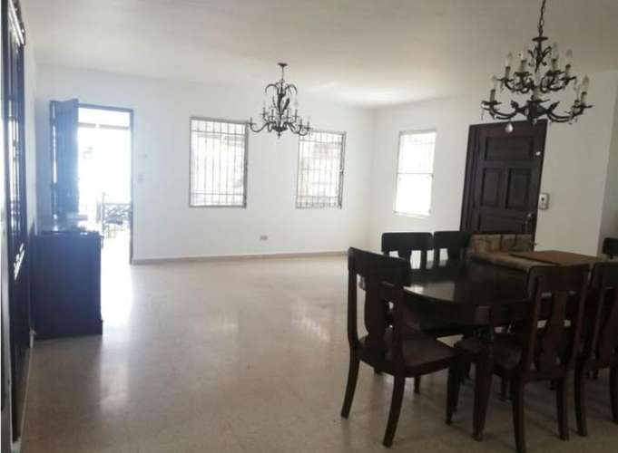 Alquiler Casa El Dorado cerca de Momi Seguridad, Amplitud y Ubicación Con Vista Panorámica - Imagen 9