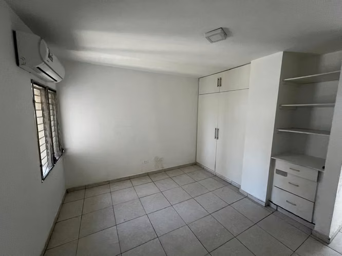 ALQUILER DE APARTAMENTO EN PH TORRE ANDALUZ | EL CANGREJO | 3 ESTACIONAMIENTOS - Imagen 3