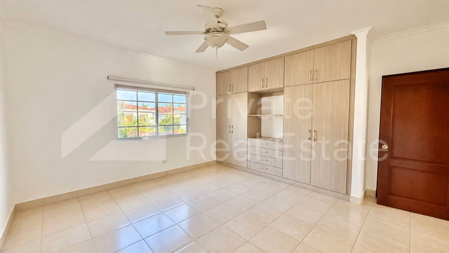 Se Vende casa en Las perlas Costa del este