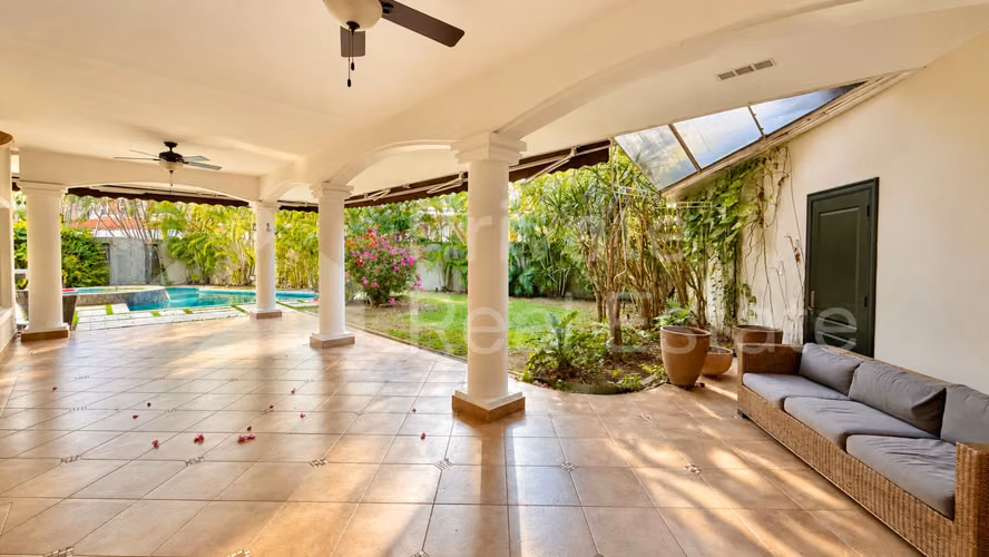 Se Vende casa en Las perlas Costa del este