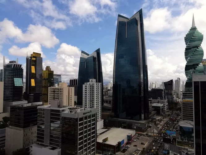 Alquiler de Oficina en Calle 50 SN - Imagen 17