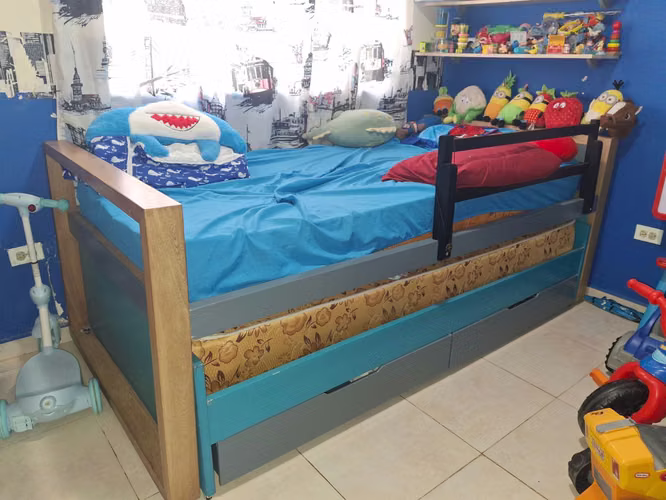 Cama con cama auxiliar y 2 gavetas  - Imagen 3
