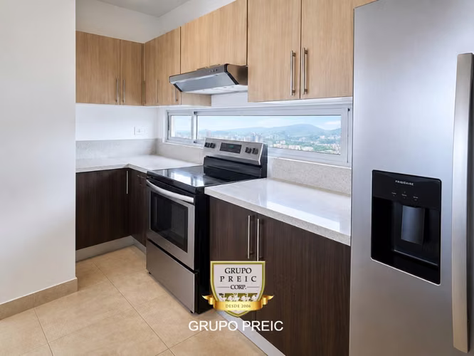Apartamento en alquiler - Avenida Balboa - 146 m2 - 2 RECAMARAS - DL