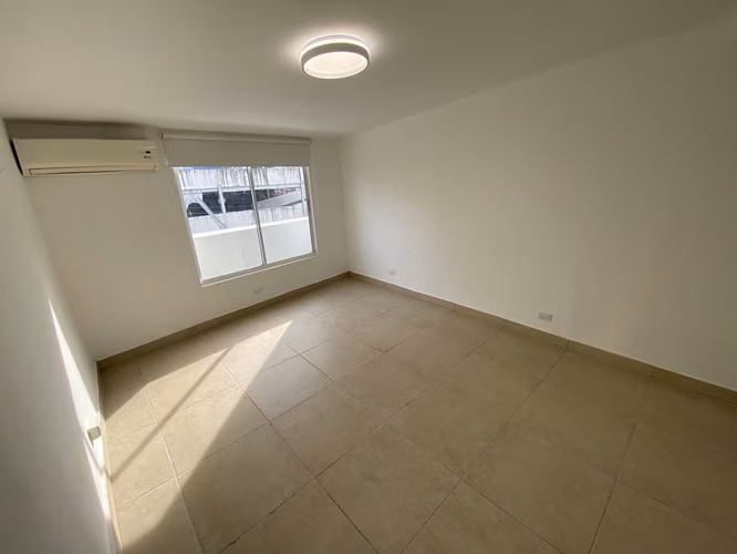 Vendo apartameto remodelado en la loma - PH Hills Tower - Imagen 12