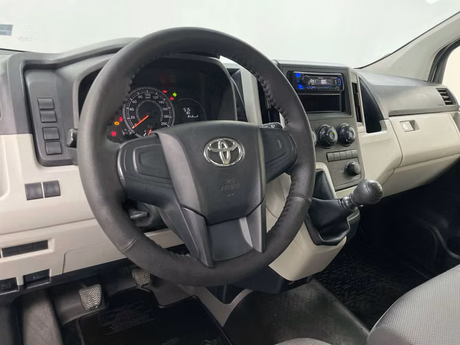 TOYOTA HIACE - 2024 - HH - Automarket - Imagen 6