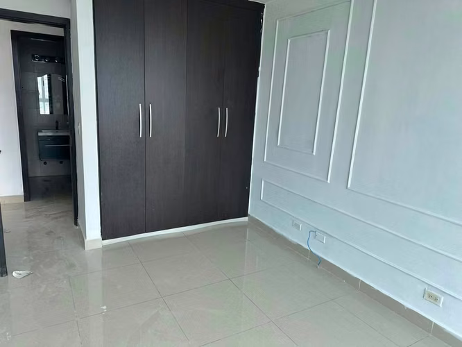 Alquiler L/B PH Top Tower Costa del Este