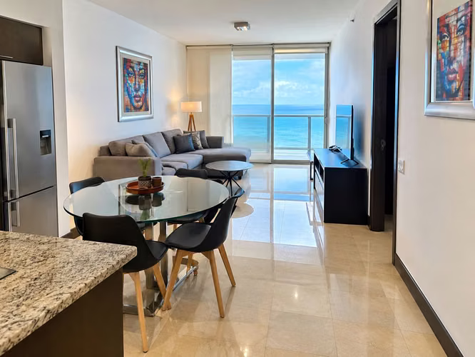 Apartamento en Punta Pacifica I 1 Rec I amoblado I con balcon y vista al mar