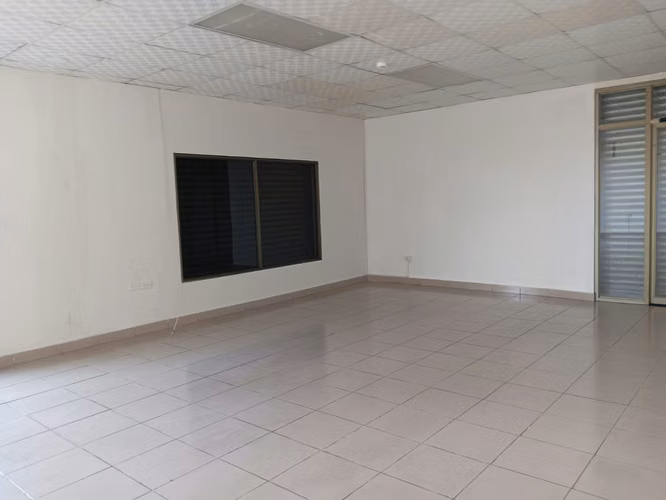 PLAZA LAS PALMAS, ALQUILA LOCALES COMERCIALES PLANTA BAJA B/. 500.00 MAS ITBM