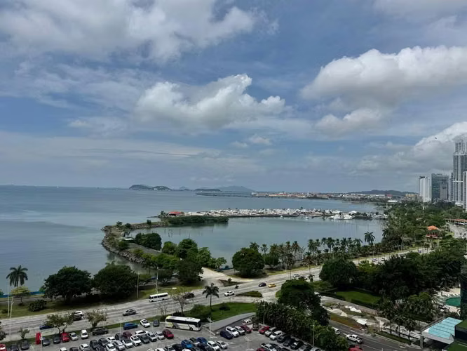 ALQUILER APARTAMENTO AMOBLADO – MARBELLA / AVENIDA BALBOA (disponible 18 de septiembre) - C.J.