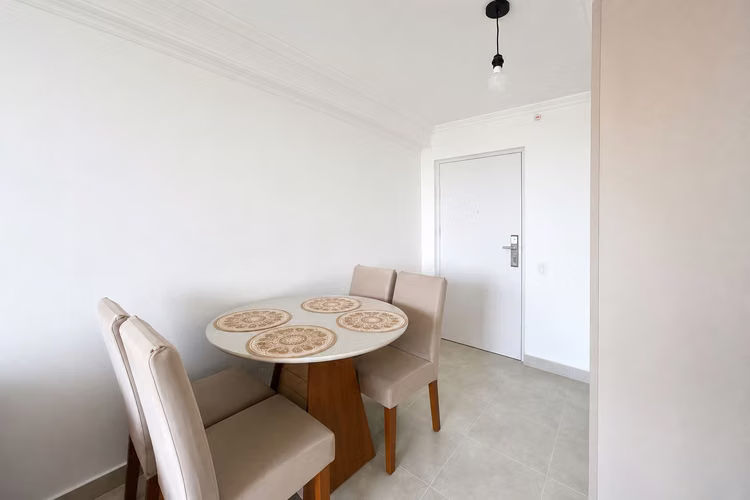 Apartamento en 12 de Octubre I amoblado I 2 Rec I con balcón y cerca del metro