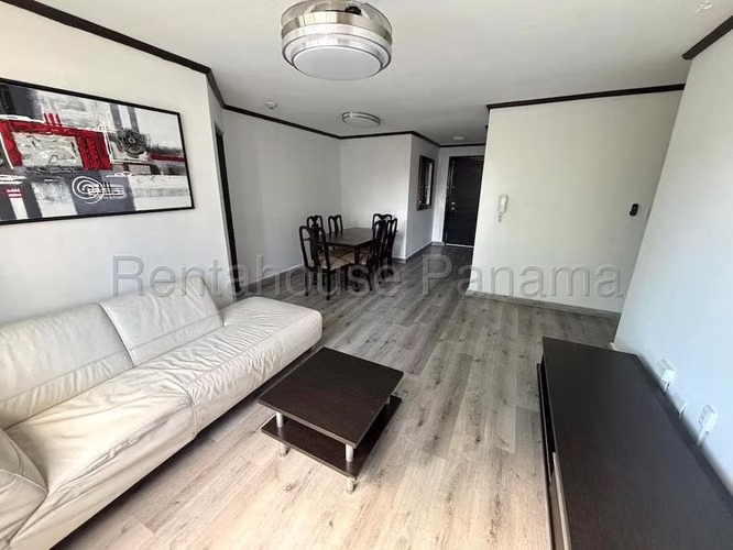 J2522GRR Alquiler de Apartamento en Bellavista 