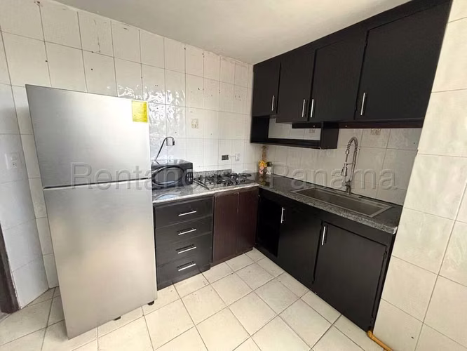 J2522GRR Alquiler de Apartamento en Bellavista 