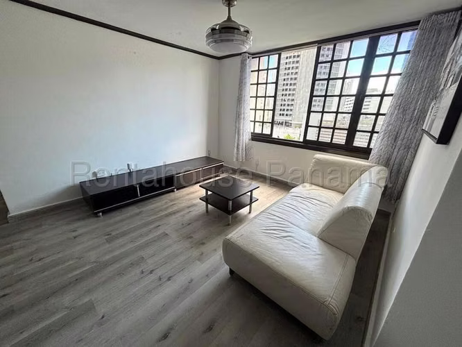 J2522GRR Alquiler de Apartamento en Bellavista 