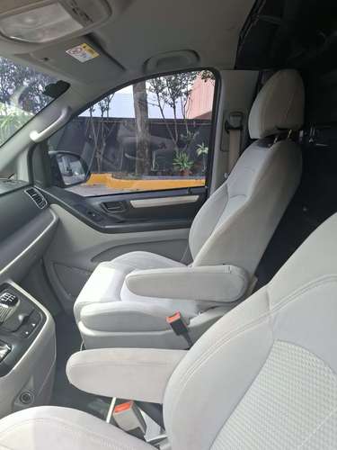 Se Vende Maxus Panel 4x2 año 2020 - Imagen 6