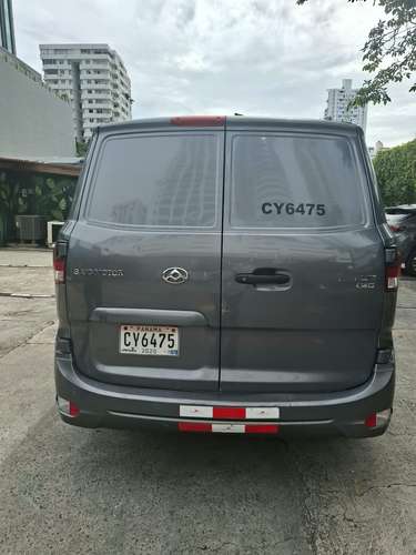 Se Vende Maxus Panel 4x2 año 2020 - Imagen 11
