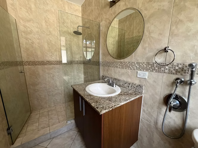 SE ALQUILA CAMINO DE CRUCES 840 m² DE TERRENO $4,600