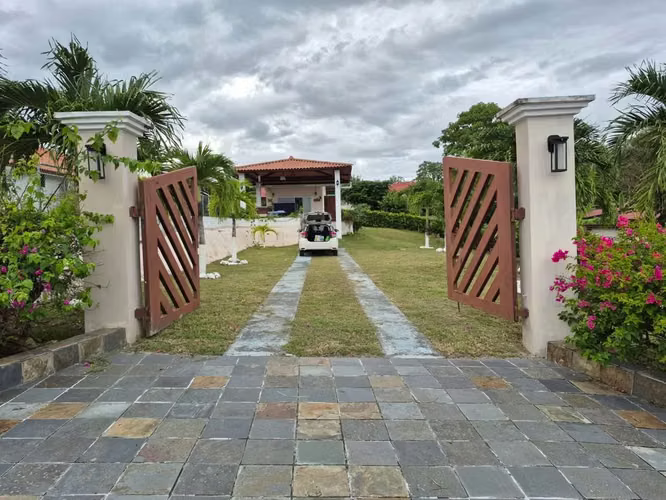 Melissa Foster Luxury Vende Cabaña en Los Lirios de San Carlos MFR2177 - Imagen 8