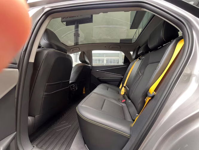 Toyota bZ5 550 PRO 2025 | 100% ELÉCTRICO | SUV | 550 KM CLTC  - Imagen 7