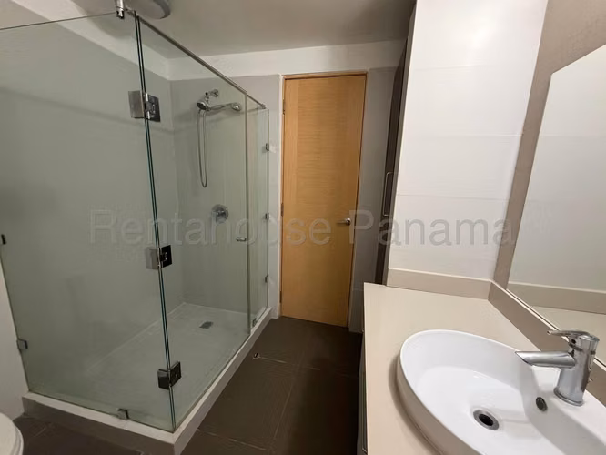 Se Vende Apartamento en Panama Pacifico LA27-2512