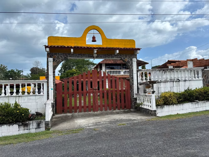 GANGA CASA AMOBLADA EN COSTA ESMERALDA SOLO $1200