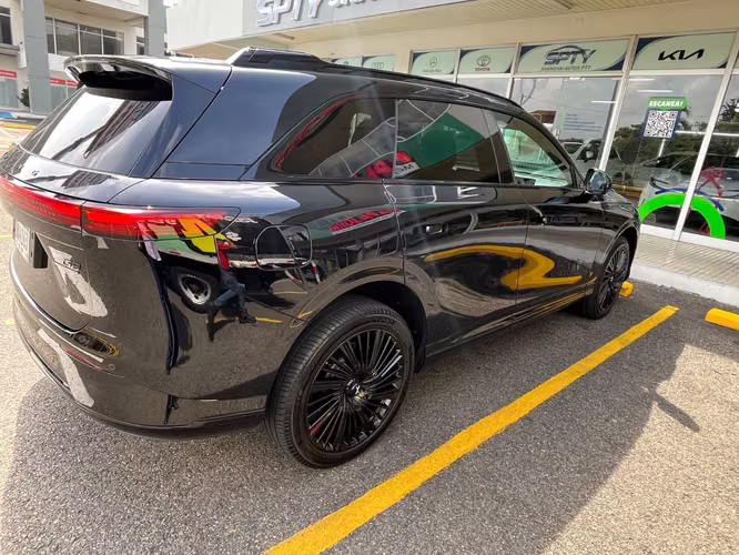 Xpeng G9 725 Ultra-Long Range Max % ELÉCTRICO | SUV PREMIUM | 725 KM CLTC 