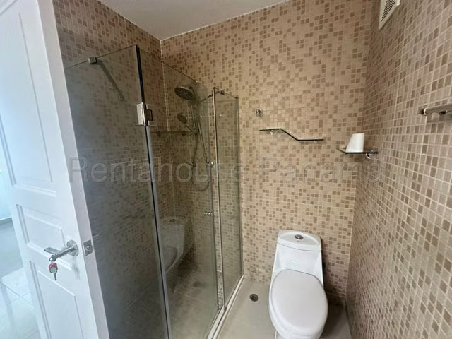 Alquiler de Apartamento en Costa del Este 27LBR2414