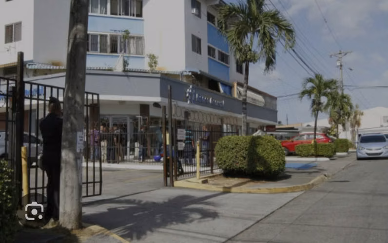 ALQUILER APARTAMENTO EN PH PLAZA CINCUENTENARIO CHANIS TC - Imagen 14
