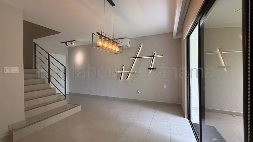 Venta de Casa Paseo del Norte HQ - Imagen 8