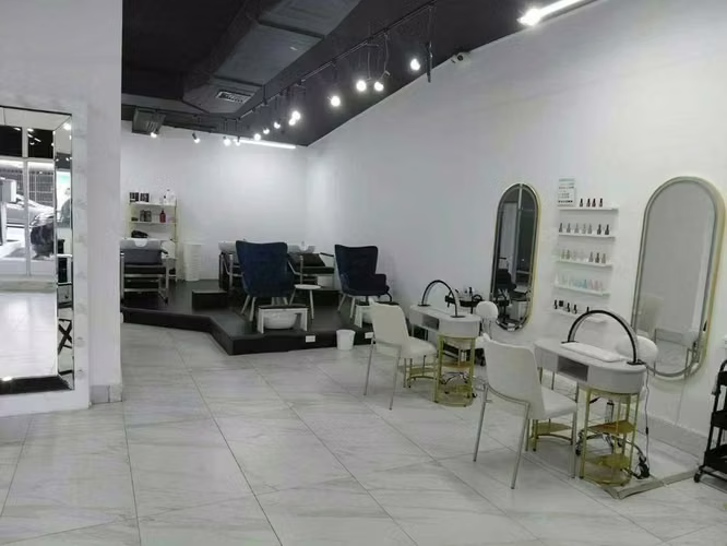 Alquiler Local Comercial Vía Porras