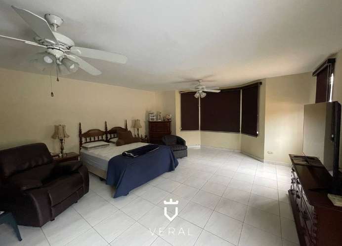 Venta de casa de 3 niveles con terraza de 37m2 en El Dorado - Betania (PD) - Imagen 11