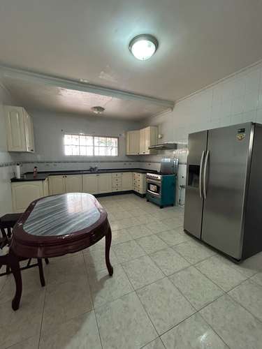 Casa amplia y acogedora en Ciudad del Sol, Colón