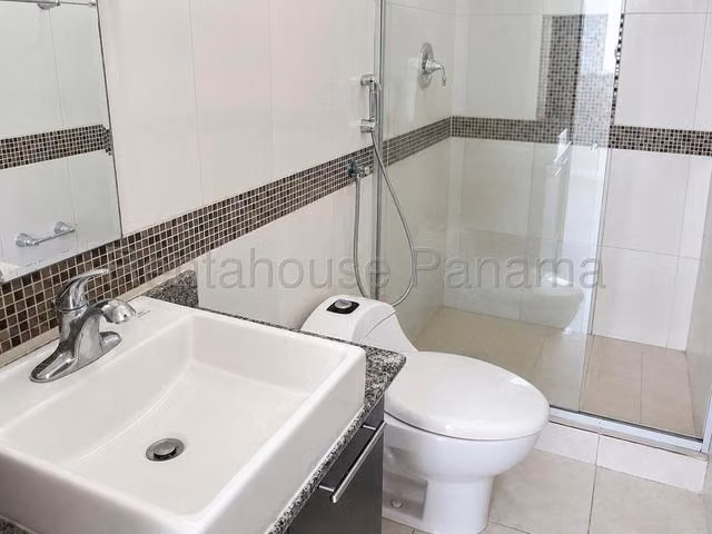 Apartamento de 77m² – 2Rec 2Baño – Mantenimiento $110 – $150,000 KDC - Imagen 9