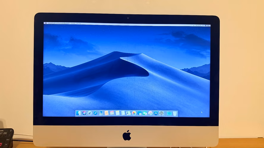 Vendo iMac 21.5" Retina 4K (2019) - Core i3 / 8GB RAM / Radeon Pro 555X - Imagen 2