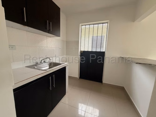 Se Vende Casa en Vista Alegre YDU - Imagen 7