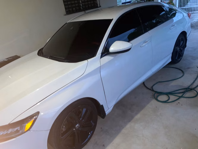 VENDE  HONDA ACCORD SPORT TURBO 2020 Sedan Coupe NEGOCIABLE… (GANGA)