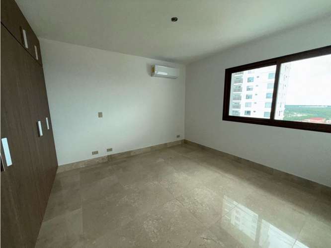 Alquiler de apartamento en PH The Colonial, Santa Marìa