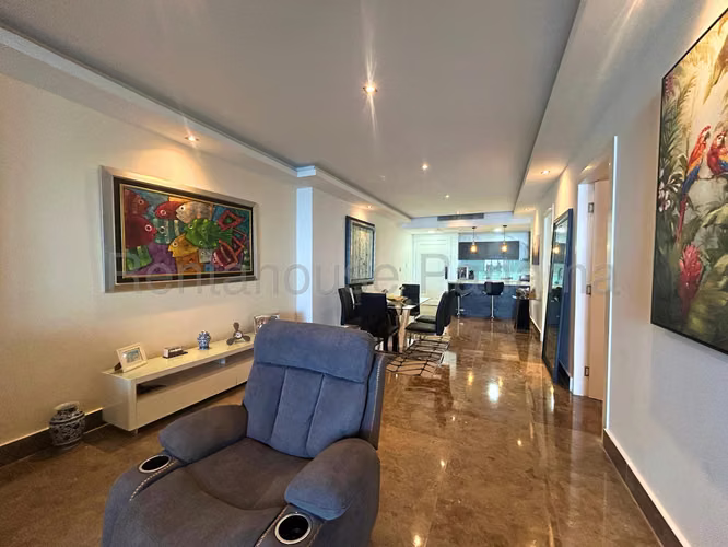 Vendo Apartamento en Avenida Balboa OF27-2534 - Imagen 2