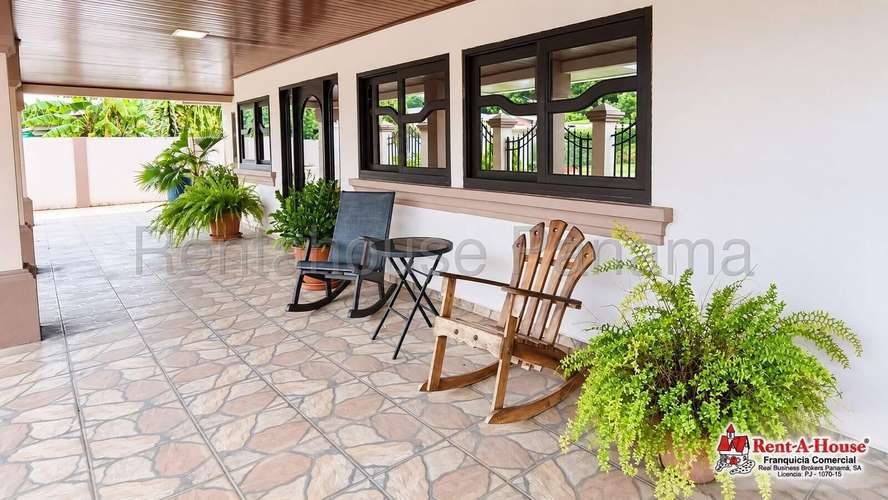 Alquilo Casa en Herrera OF27-2529