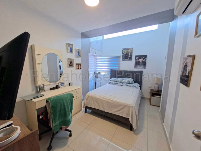 Venta de Casa en Chanis 306 Mts PD - Imagen 9