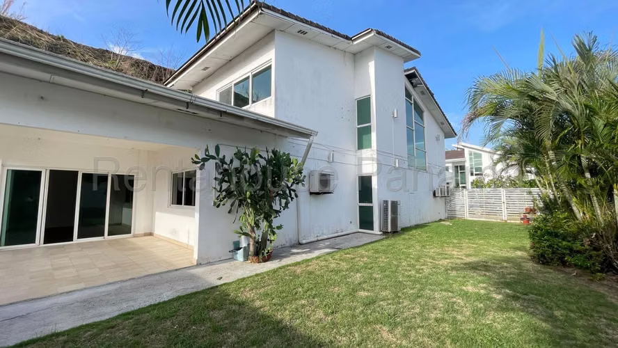 OPORTUNIDAD  VENTA DE CASA de 562m2 en Altos de Panama Horizonte II 26-7209SRZ - Imagen 4