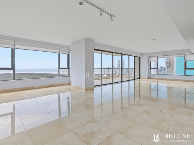 SALE OF APARTMENT IN PH GREEN GARDEN, SANTA MARÍA (10)