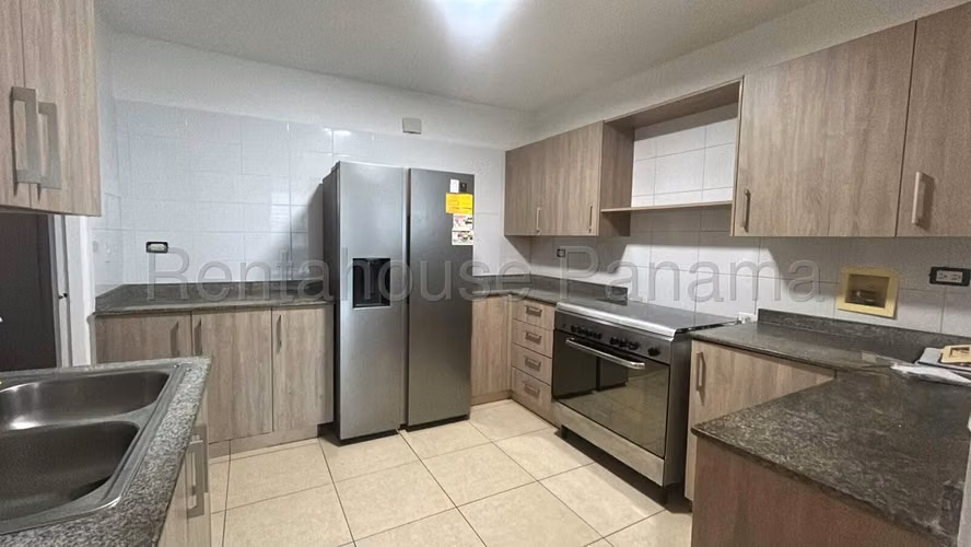 Apartamento en Alquiler Costa View Costa del Este 27SPCG2131
