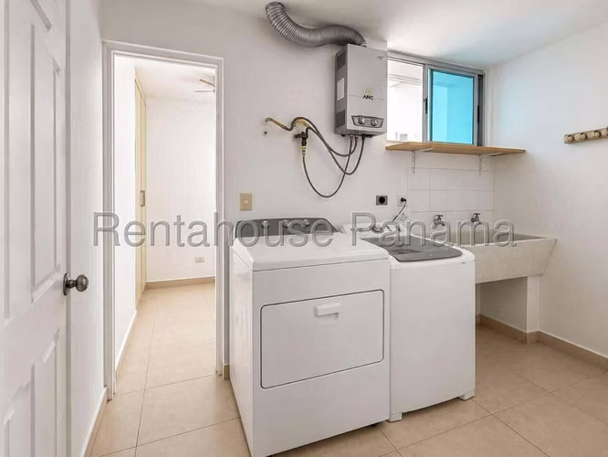 Apartamento en Alquiler Costa View Costa del Este 27SPCG2131