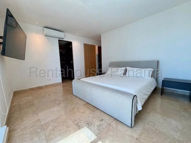 VENTA DE APARTAMENTO EN PUNTA PACÍFICA  - Imagen 2