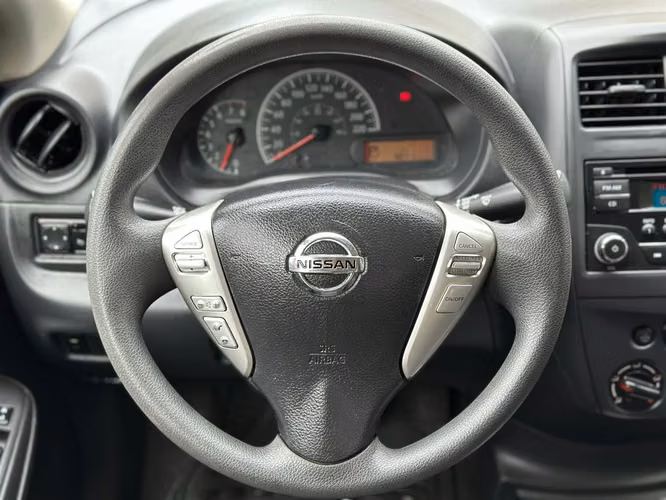 Nissan Versa 2015 