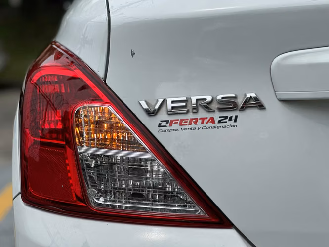 Nissan Versa 2015 