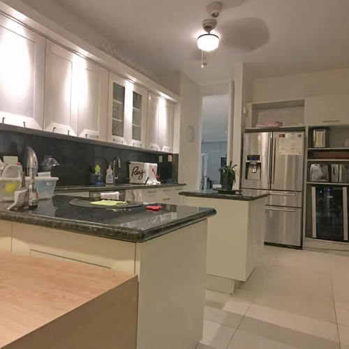 Apartamento en Punta Pacifica I con terraza y vista al mar